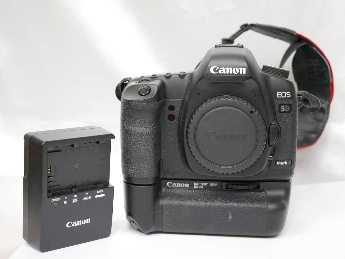 EOS 5D Mark II ボディ バッテリーグリップセット（Canon 純正BG-E6 