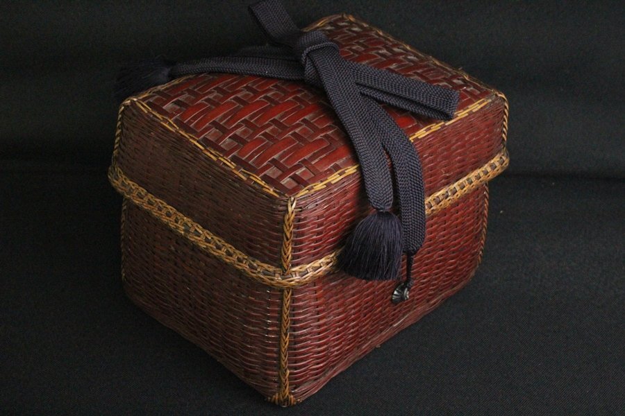 平安華山 御所籠 E132. 茶道具【平安華山】作 竹編御所籠 皆具添 三島手茶碗・瓢箪茶入