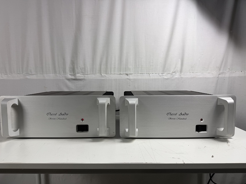 中古】☆ 300W/8Ω パワーアンプ ☆CREST AUDIO V1100☆中古完動品☆の