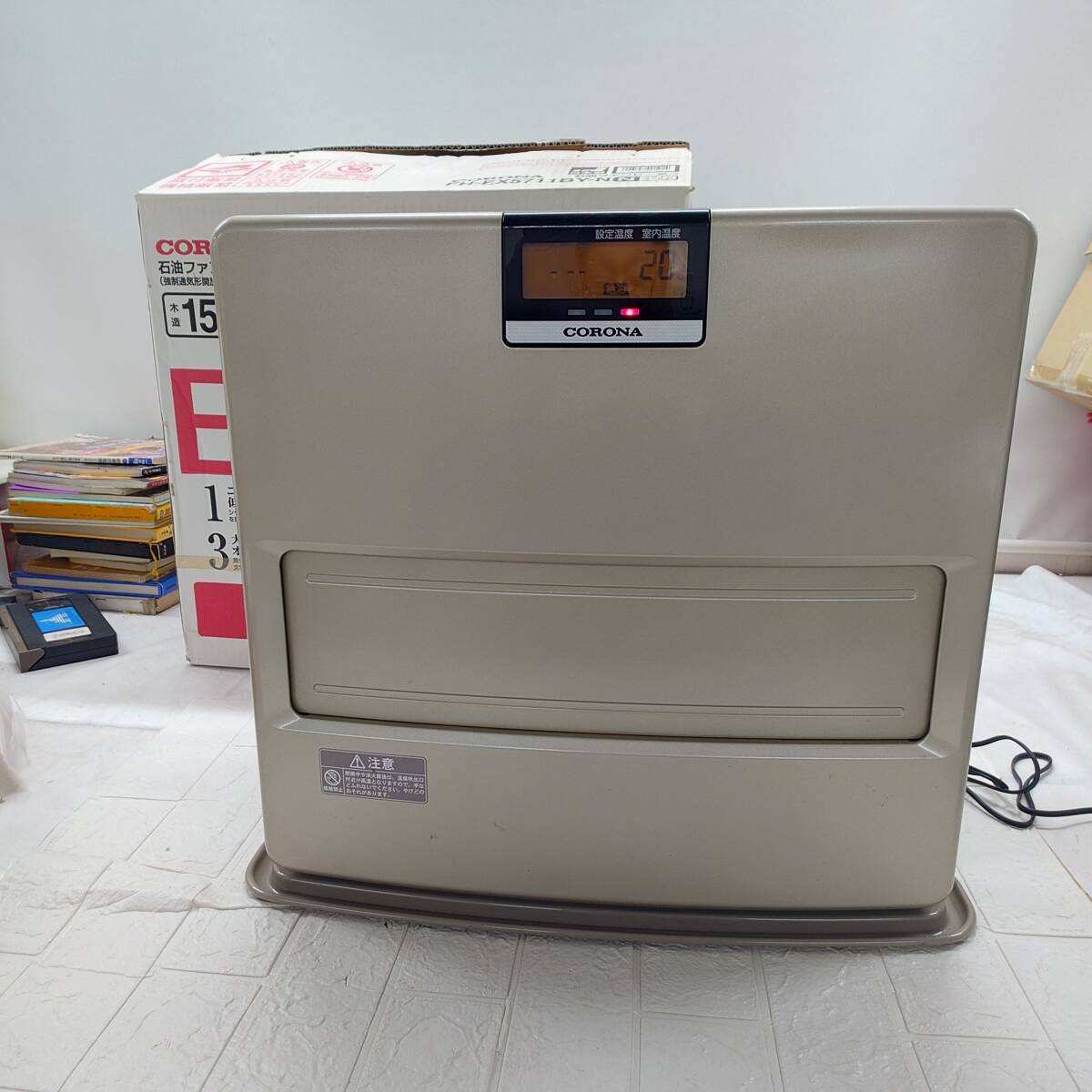 コロナ石油ファンヒーター FH-E302Y　CORONA　ファンヒーター 傷や汚れあり】☆◇【USED】CORONA 石油ファンヒーター FH-E302Y 石油