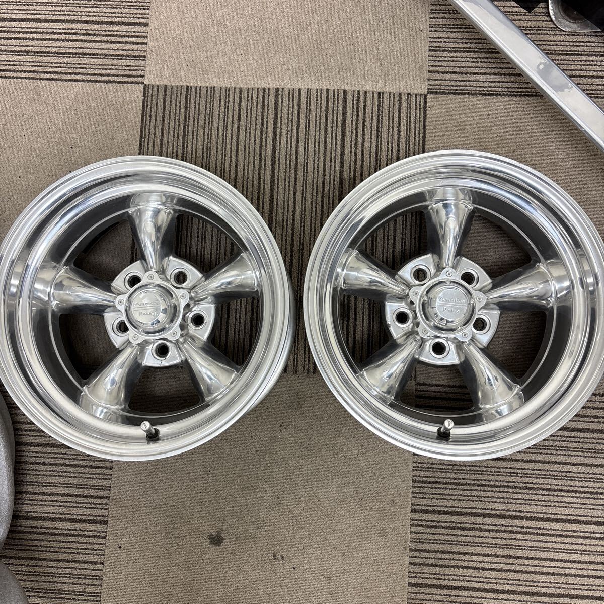 シボレー サバーバンC1500 PCD127 アメ車15インチホワイトリボン 中古】シボレー C1500 タホ サバーバン エクスプレス シェビーバン