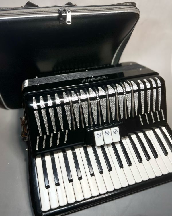 Z990【昭和レトロ】YAMAHA オルガン No.LD-20C 61鍵盤 電動式オルガン
