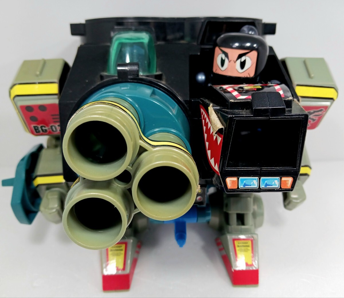 ビーダマン ボンバーマン 爆外伝 50 ガトリングアーマー