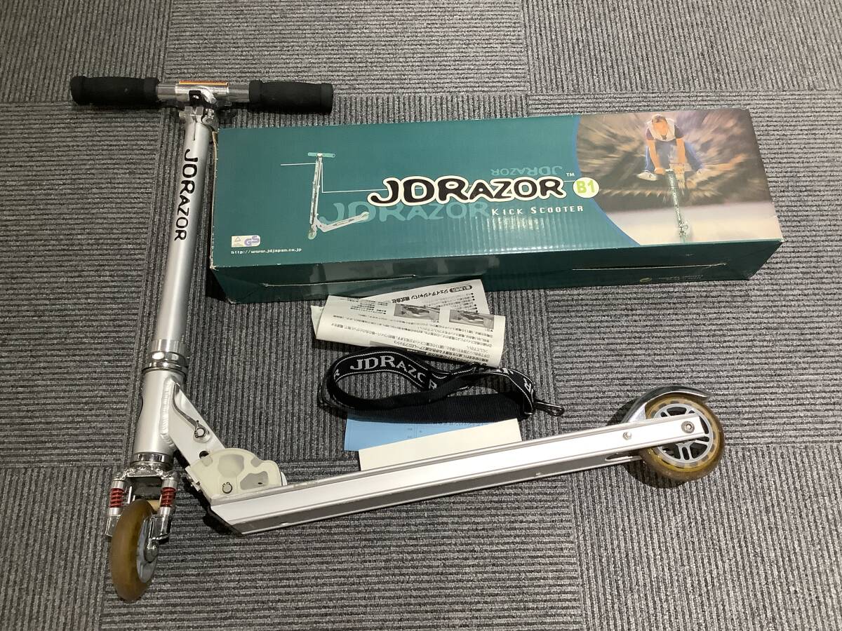 ♪JDRAZOR JスルーGOGO ローラースルー キックボード キックスケーター
