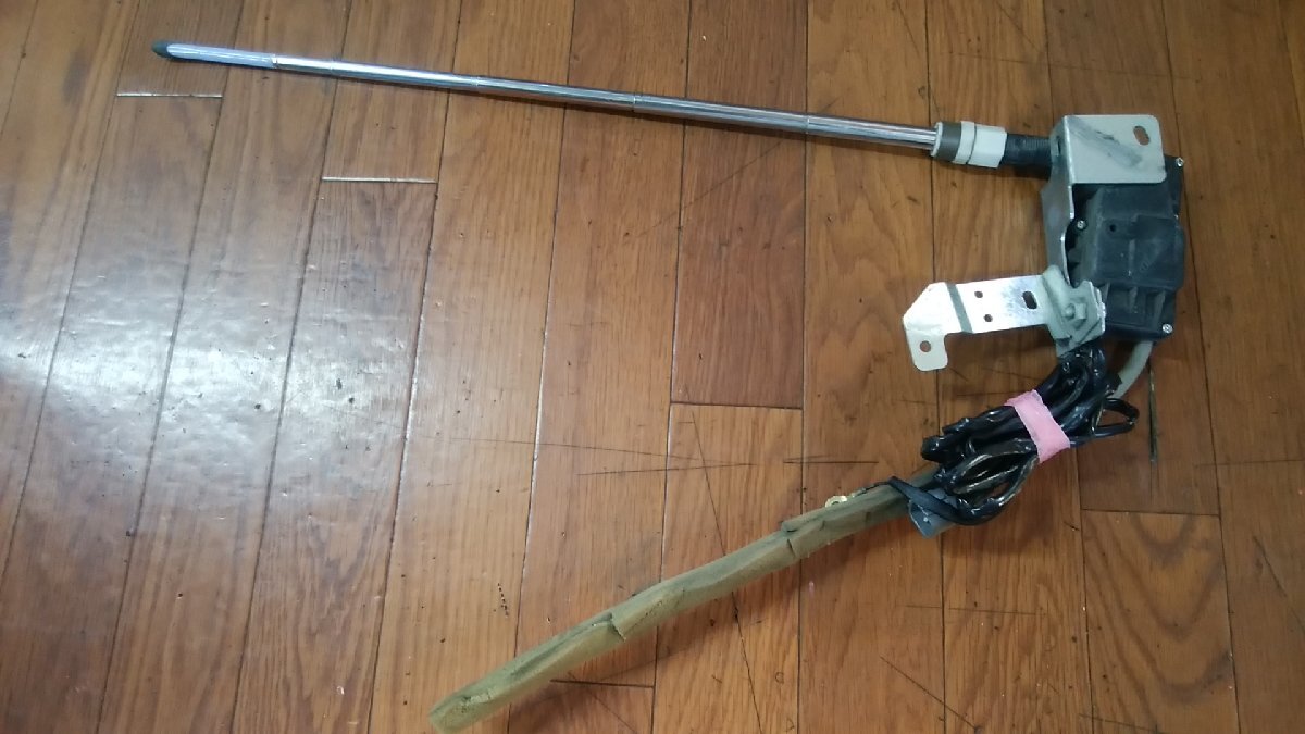 4875 レクサス LS 中期 バージョンUZ 純正 電動コーナーポールの落札