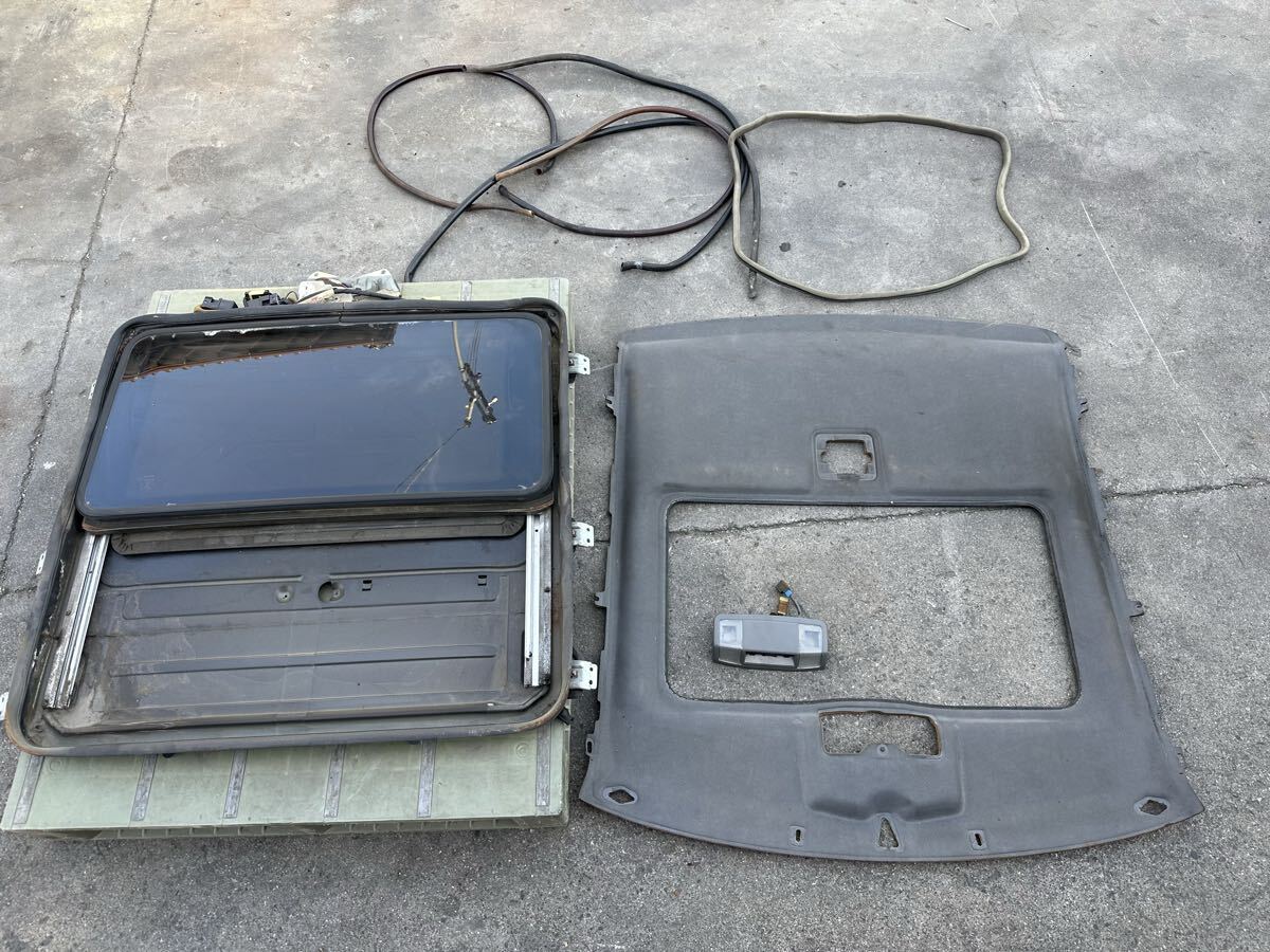 日産 F31レパード サンルーフスイッチ付マップランプ 色違い2個セット 