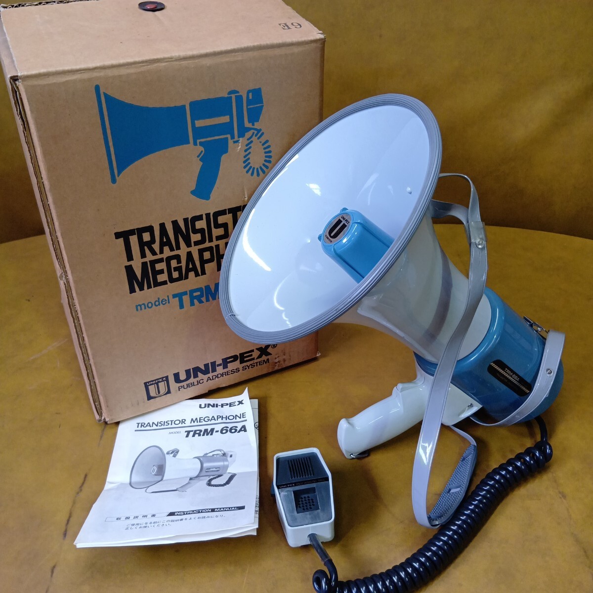 UNI-PEX ユニペックス トランジスタメガホン TR-210 コンパクト拡声器