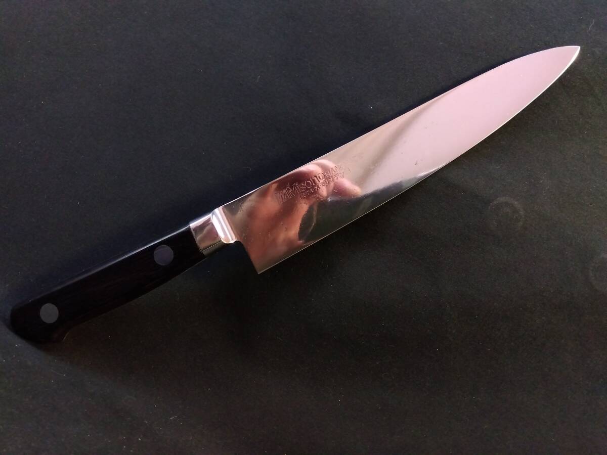 新品】日本製 銀三鋼割り込み 切りつけ型牛刀210mm 白水牛花梨瘤八角柄