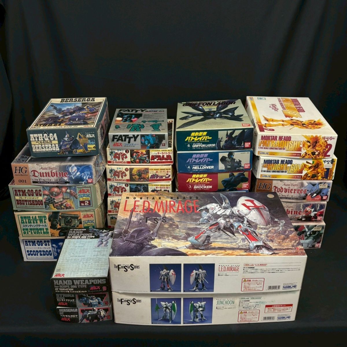 【未組立】B-CLUB 1/35 SRX-70 / SR-70 サターン B-CLUB 1/35 SR-70 サターン / SRX-70 試作 パトレイバー 起動警察