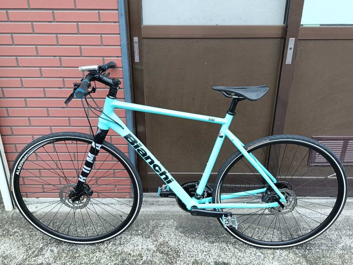 新品】BIANCHI ビアンキ純正サドル ホワイト/チェレステの落札情報詳細