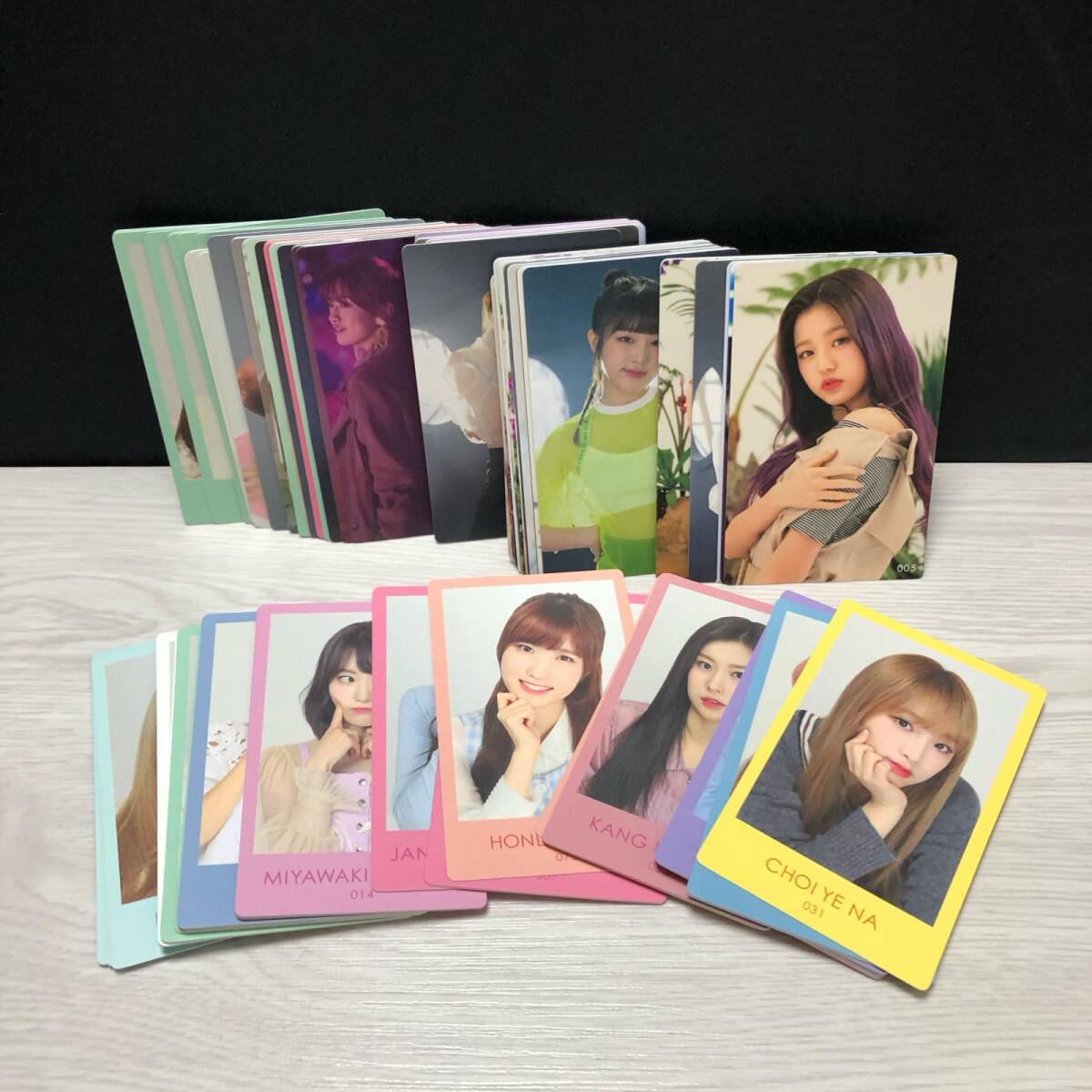 新品】IZ*ONE IZONE キム・ミンジュ Kim Min Joo 直筆 サイン写真