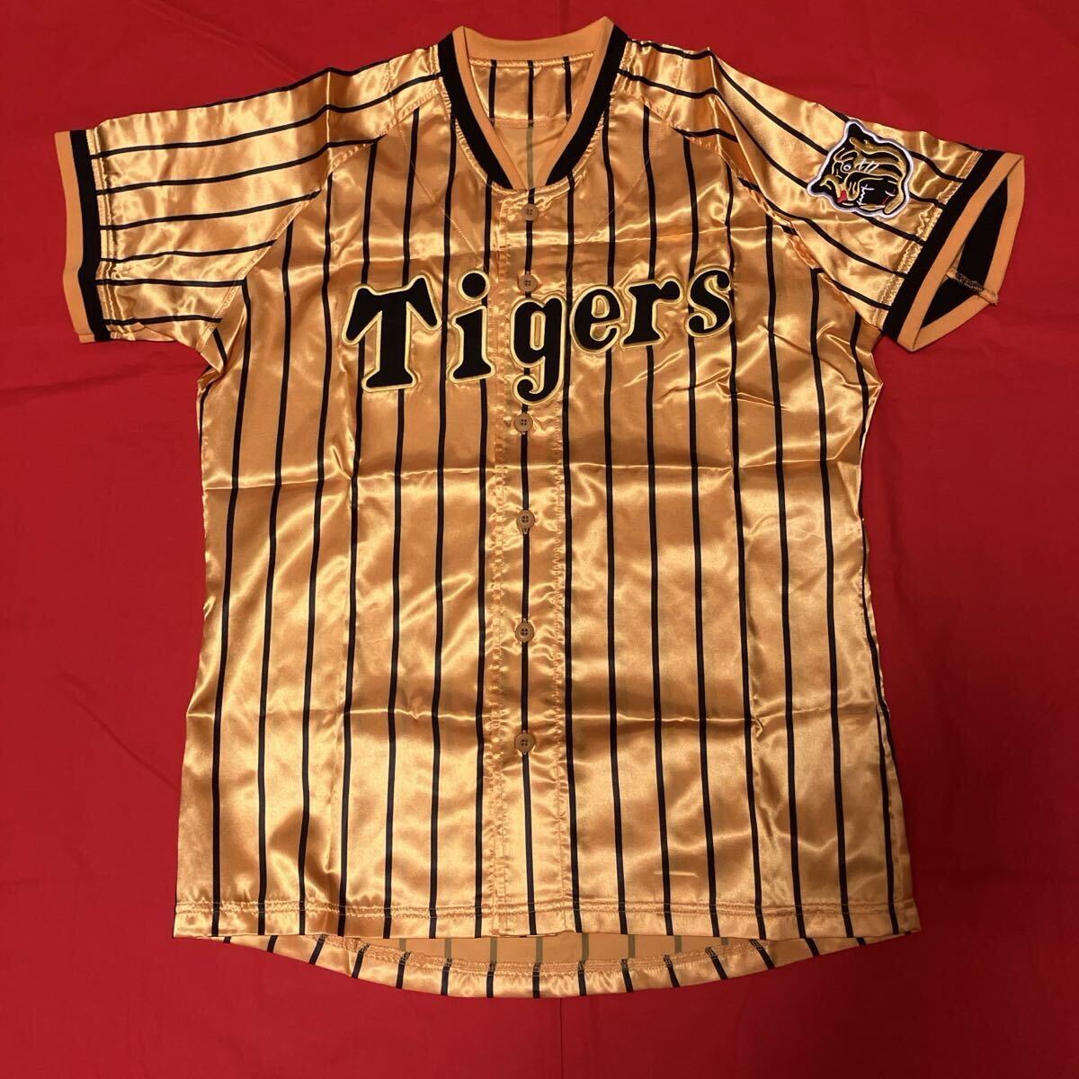 中古】阪神タイガース 上本博紀 ユニフォーム ミズノ製 Oサイズ ホーム