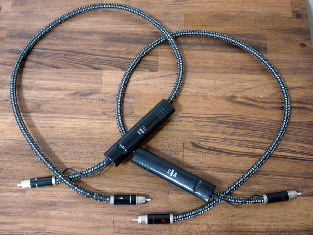 AudioQuest SKY XLRケーブル1.0mペア DBS 72v付き オーディオクエスト AudioQuest SKY XLRケーブル1.0mペア DBS 72v付き オーディオクエスト