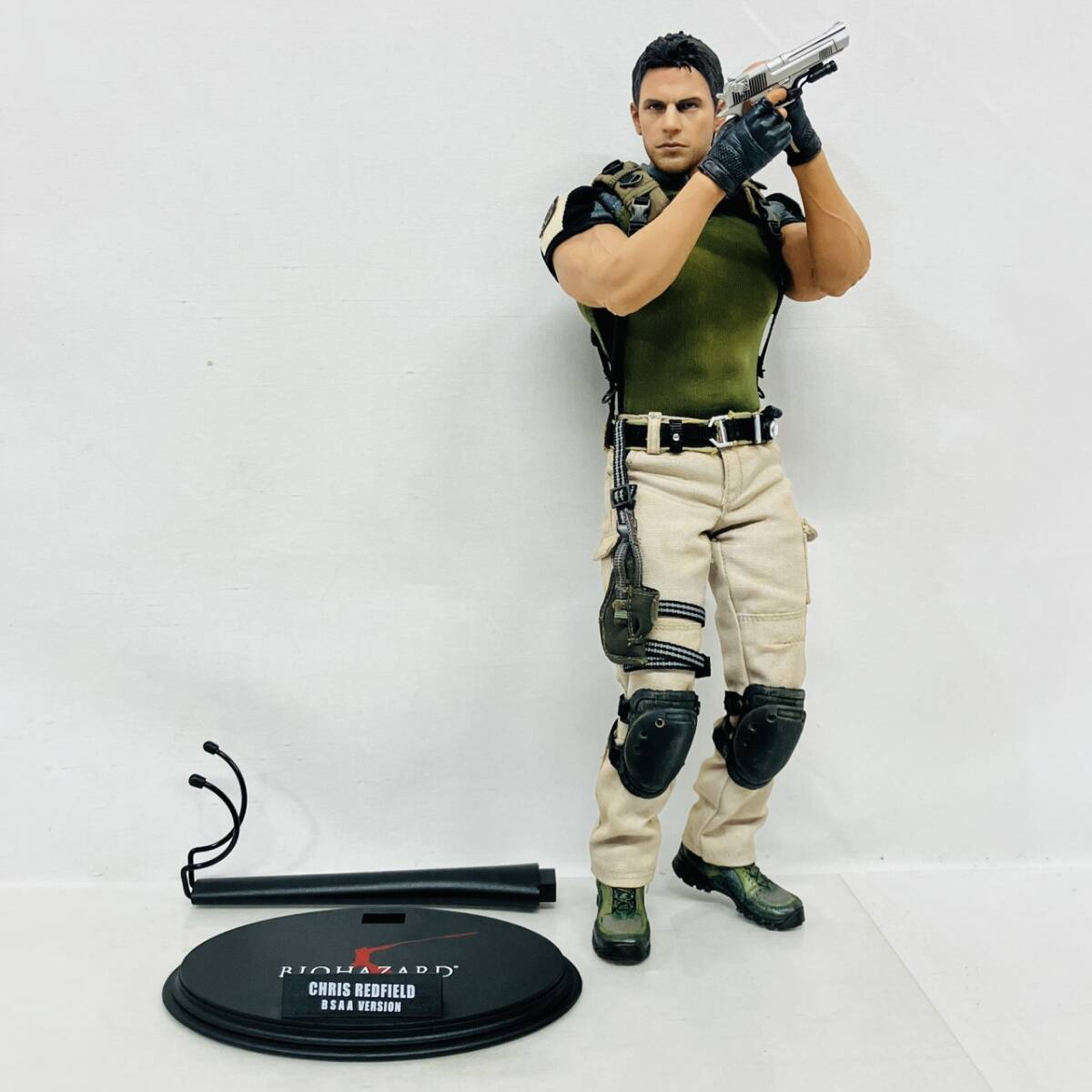 ホットトイズ 1/6 バイオハザード5 クリス・レッドフィールド BSAA版