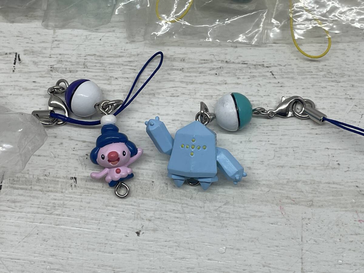 ポケモン フィギュア レジギガス レジアイス レジスチル レジロック