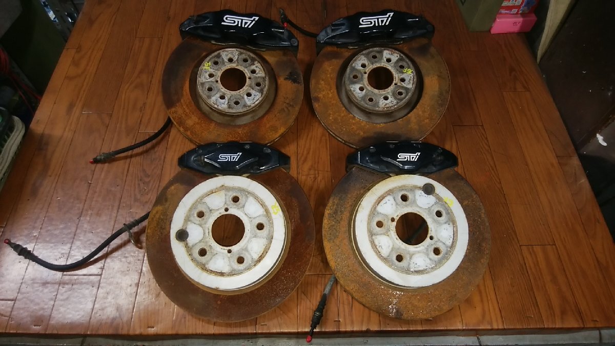 スバル WRX STI フロント 4POT ブレーキ ブレンボキャリパー 送料無料