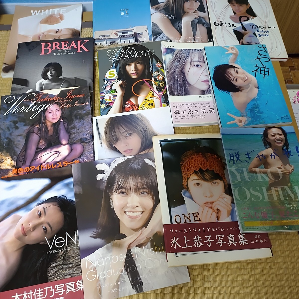 白石麻衣、西野七瀬、橋本奈々未、生田絵梨花、秋元真夏　直筆サイン入り　乃木坂46 白石麻衣、西野七瀬、橋本奈々未、生田絵梨花、秋元真夏 直筆サイン