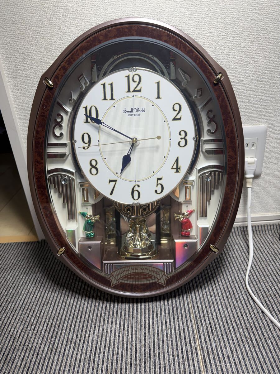 新品】☆超特価 ☆即決72％引 ☆新品 ☆電波掛時計 【リズム スモール