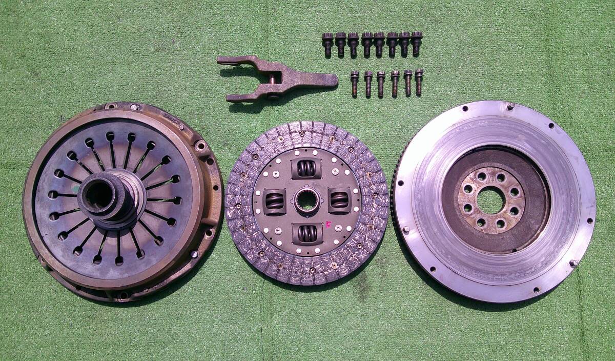 新品】トヨタ純正新品! JZX100用クラッチレリーズフォーク、サポート