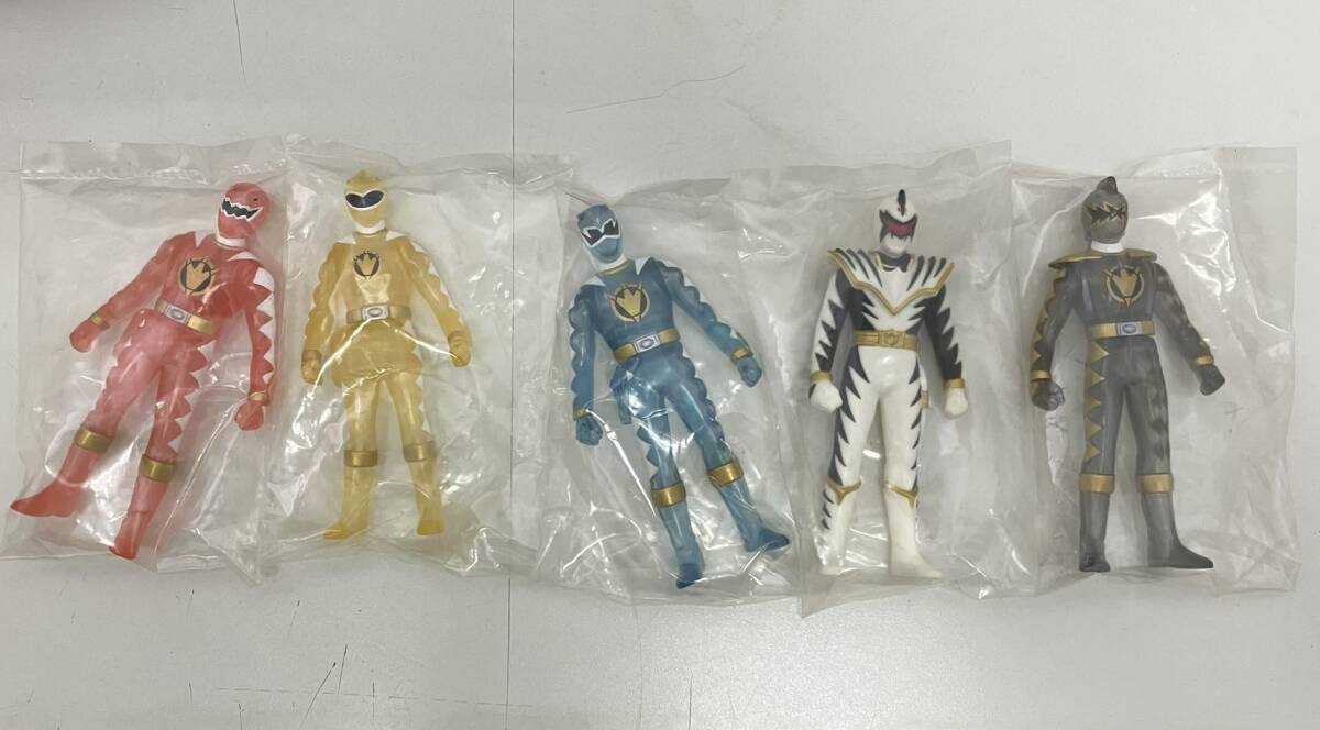 新品】爆竜戦隊アバレンジャー1～6/アバレマックスVHSビデオ ソフビ
