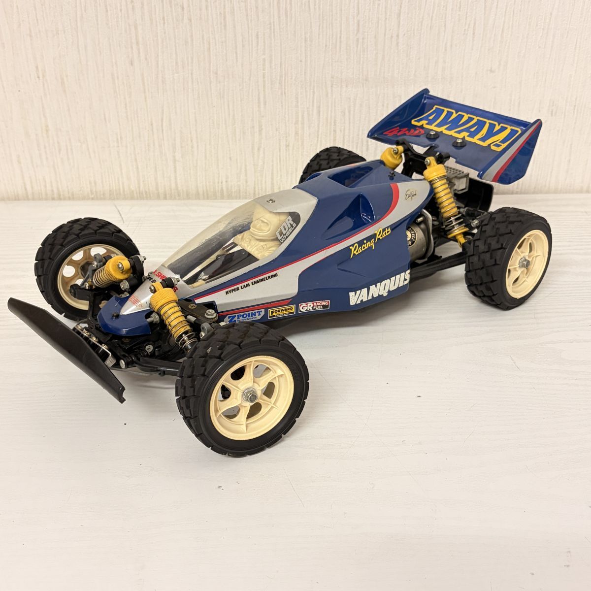 タミヤ　バンキッシュ　ジャンク品　当時物　RCカー 1\10 タミヤ 当時物 レーサーミニ四駆 タイプ2 透明シャーシ・カラータイヤ