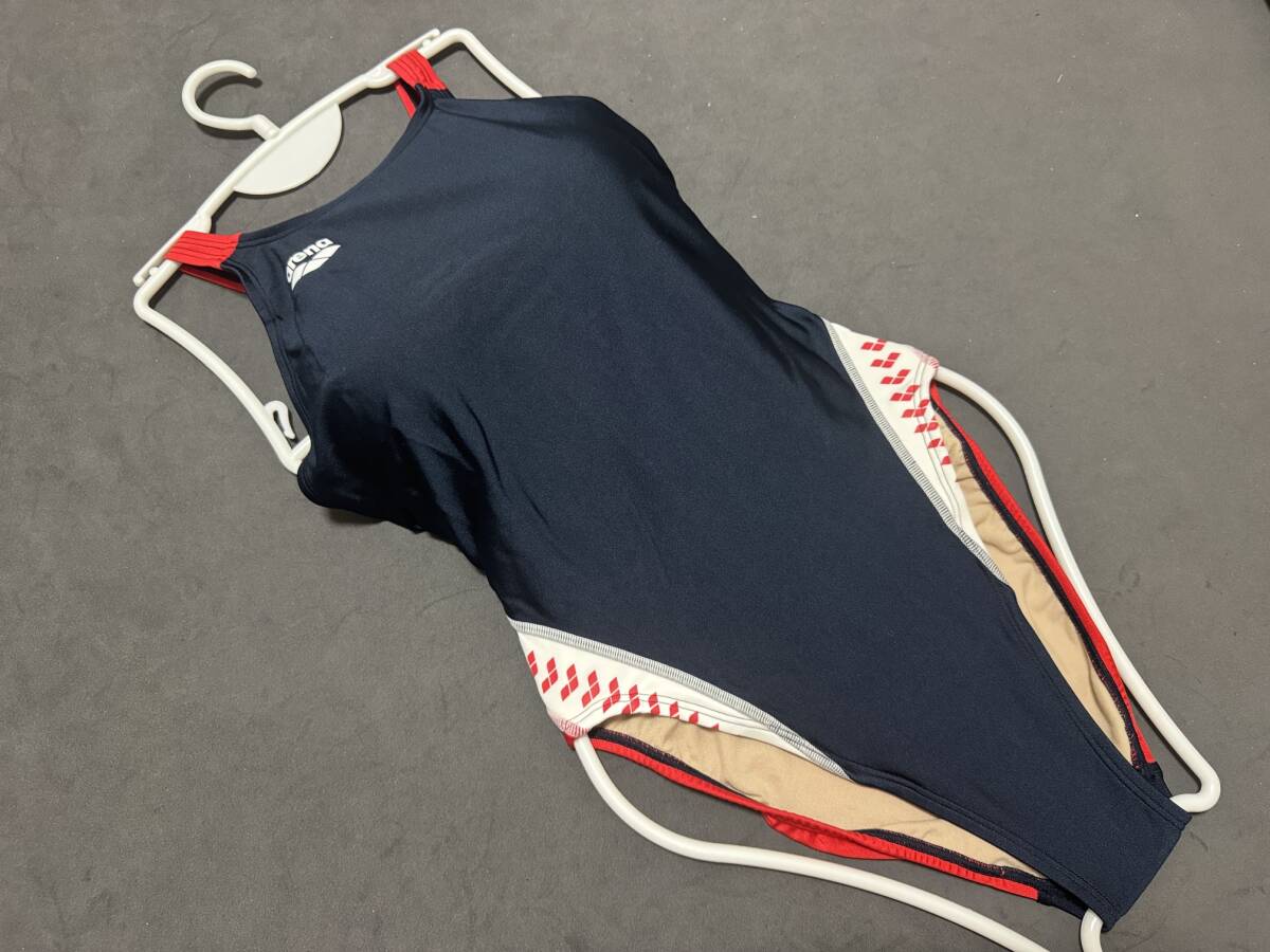 arena 競泳水着 初期nux Lサイズ スポーツ別 スポーツ、レジャー