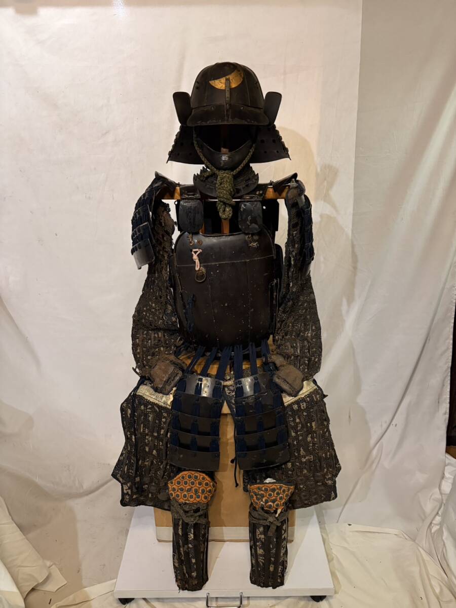 名品!名工!在銘【山吉兵】山吉鍔 尾張鍔向い蝶透かし鍔【旧家蔵出し品