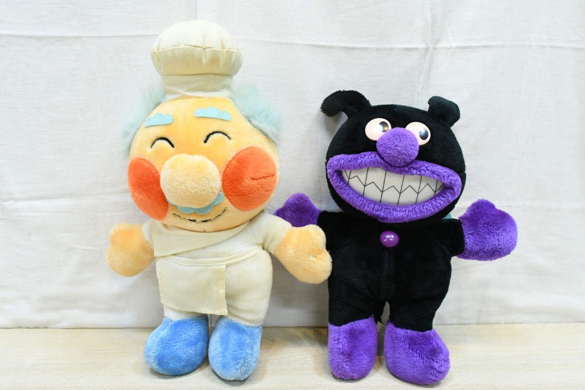 中古】ML28◇当時物 初期 アンパンマン 笛入りソフビ 指人形 バッジ