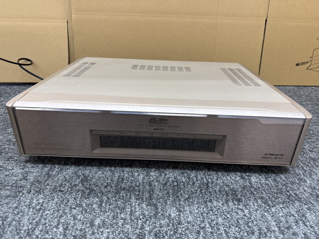 希少】 ビクター Victor HR -3600 初期型VHSビデオデッキ 昭和レトロの