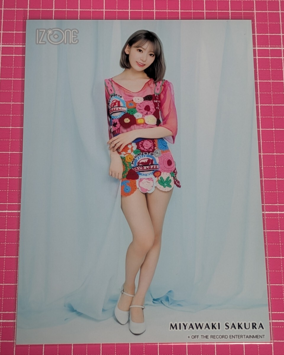 HKT48 IZ*ONE 宮脇咲良 両面ポスターの落札情報詳細 - Yahoo