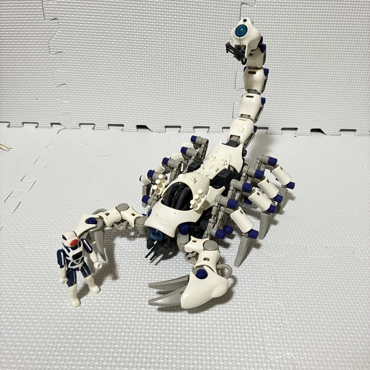 1円～ ジャンク 組済み トミー メカ生体 ゾイド デスピオン (サソリ型