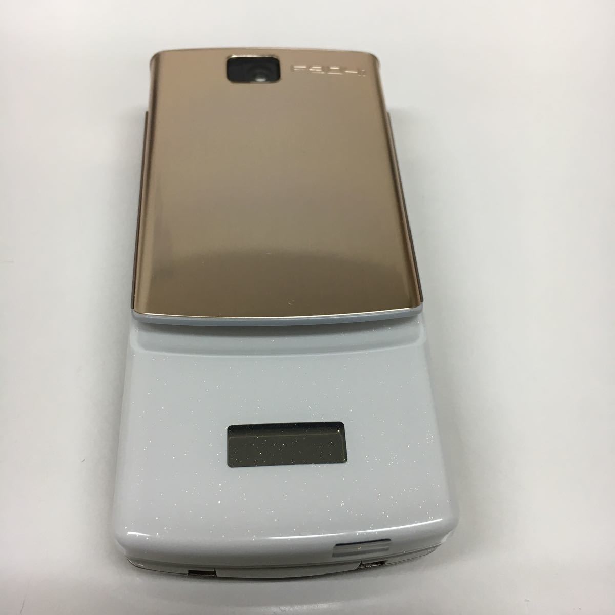 中古美品 docomo ドコモ 携帯電話 FOMA F904i シャンパーニュ ゴールド ガラケー の落札情報詳細| ヤフオク落札価格情報 オークフリー・スマートフォン版 中古美品 docomo ドコモ 携帯電話 FOMA F904i シャンパーニュ ゴールド ガラケー の落札情報詳細| ヤフオク落札価格情報 オークフリー・スマートフォン版
