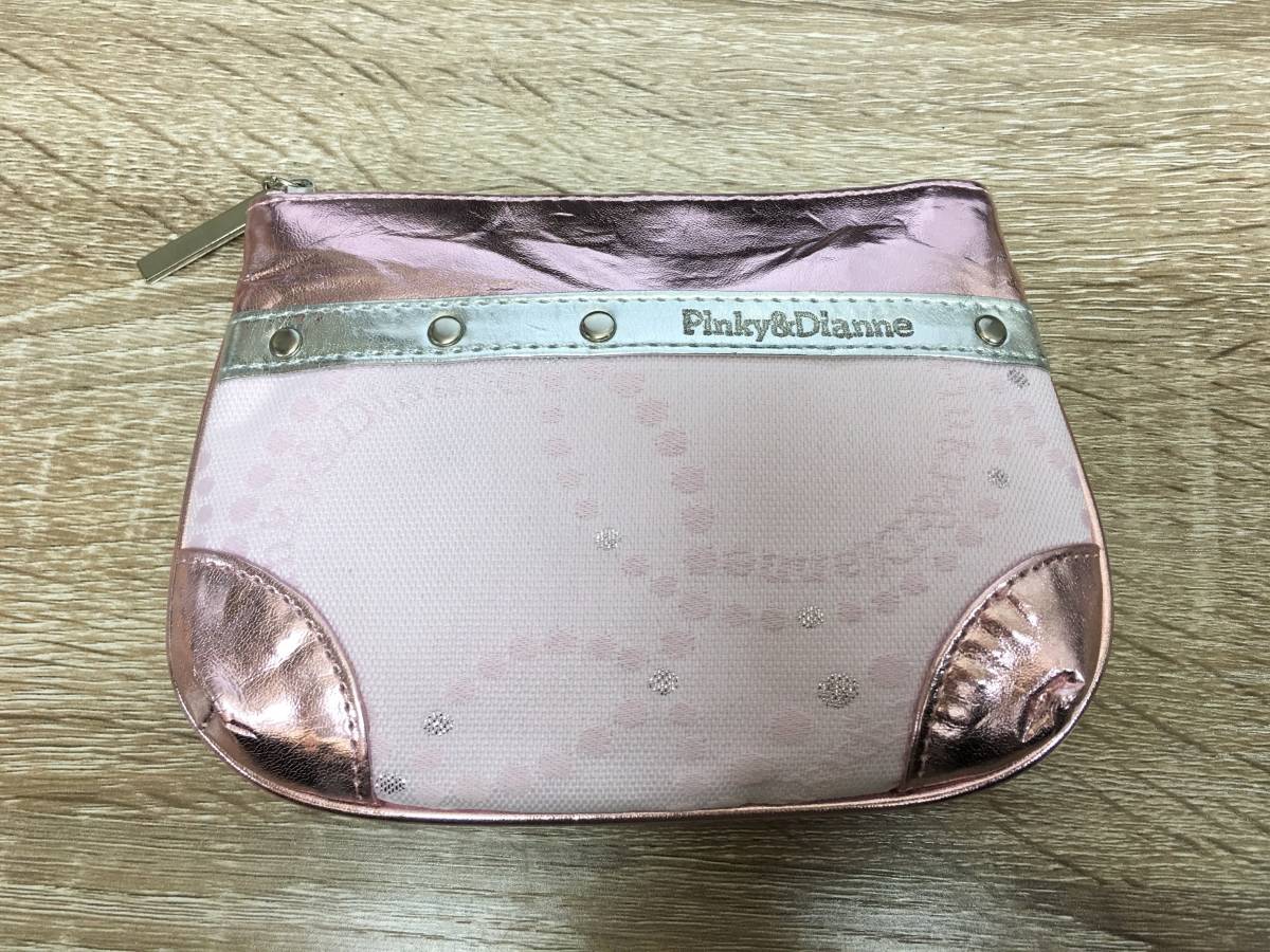 ピンキー アンド ダイアン ポーチ ミニ ピンク シルバー レザー ジャガード Pinky Dianne の落札情報詳細 ヤフオク落札価格情報 オークフリー スマートフォン版