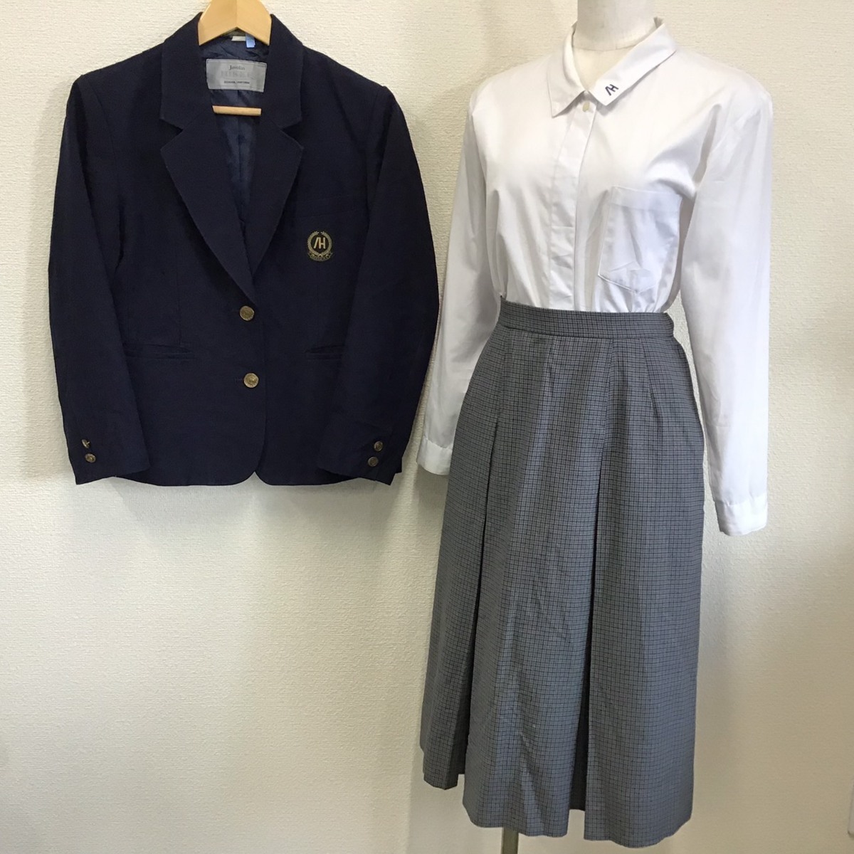 S838 (中古) 兵庫県 明石高校 (旧制服) 3点セット /指定品/M/W63 S838 (中古) 兵庫県 明石高校 (旧制服) 3点セット /指定品/M/W63