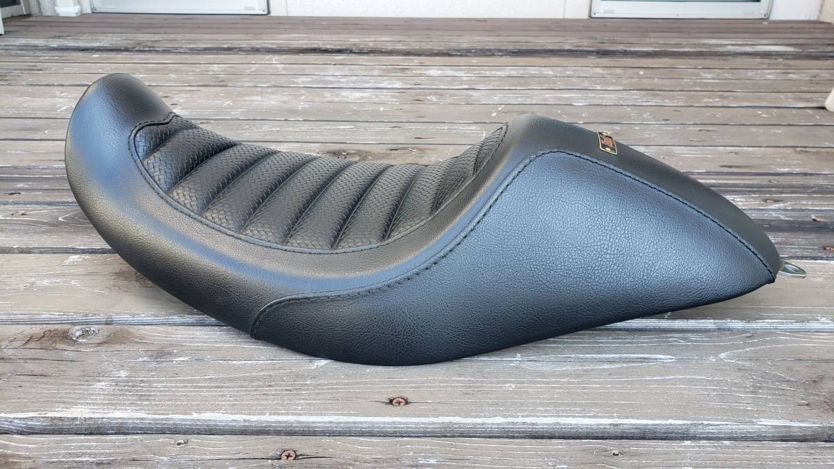 ハーレーXL883R KHシート シングルシート 04～スポーツスター