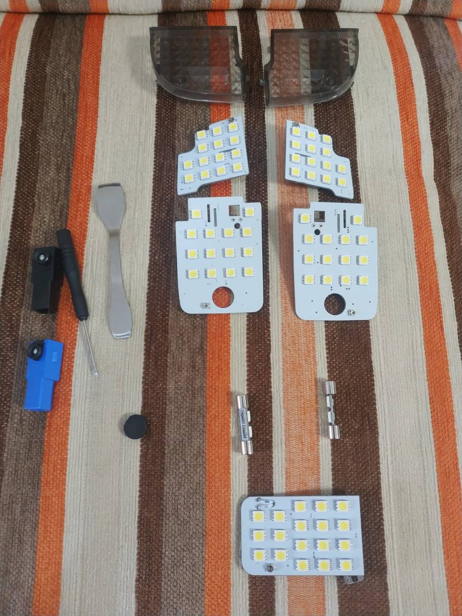 レヴォーグ用 Axis Parts Ledルームランプセット 白色 6000k の落札情報詳細 ヤフオク落札価格情報 オークフリー スマートフォン版