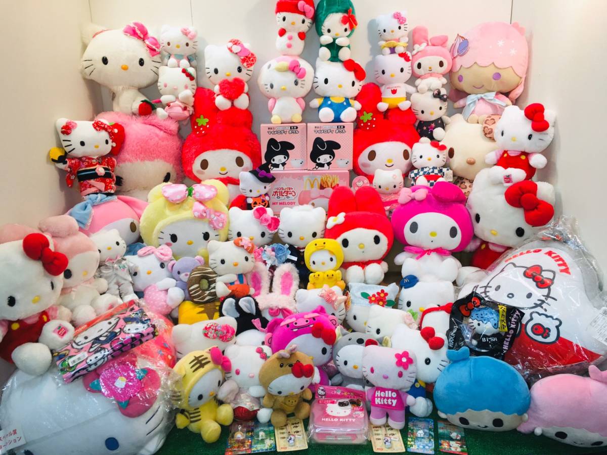 サンリオ キャラクター ぬいぐるみ まとめて ハローキティー キティー マイメロ グッズ クッション キキララ いっぱい 大量 160 の落札情報詳細 ヤフオク落札価格情報 オークフリー スマートフォン版