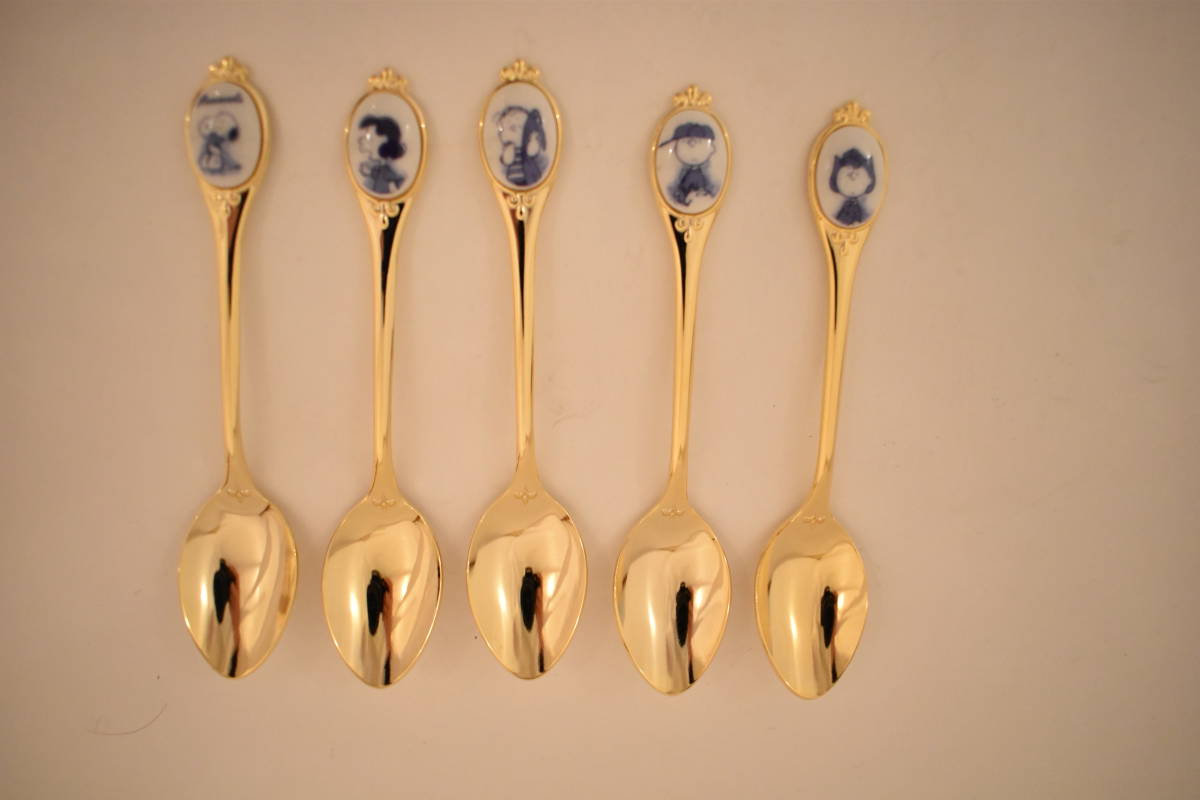 未使用 Snoopy スヌーピー スプーン 5本セット カトラリー Peanuts ピーナッツ ウッドストック ライナス チャーリーブラウン の落札情報詳細 ヤフオク落札価格情報 オークフリー スマートフォン版