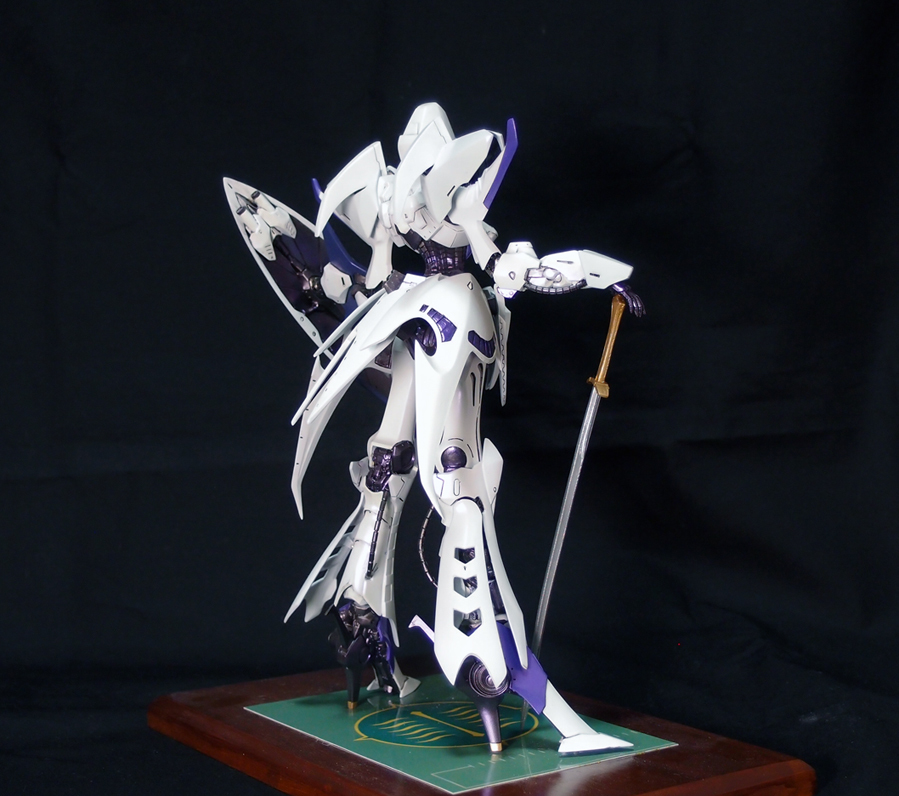 エンゲージ・オクターバー 設定画版 完成品 ベース付き 1/100scale
