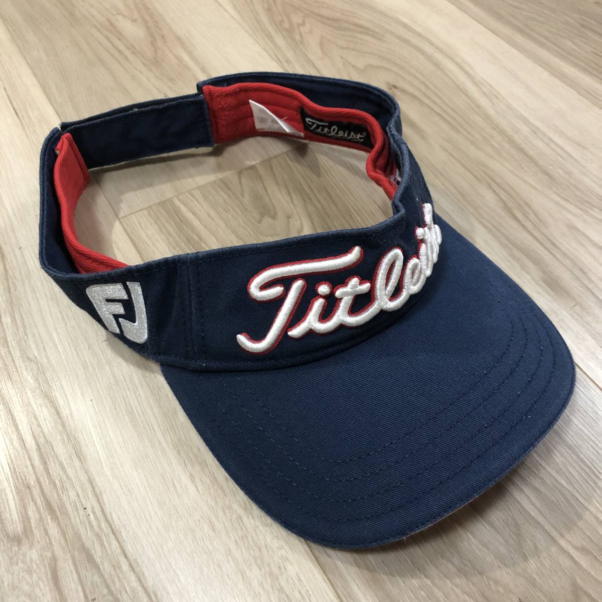 送料198円 タイトリスト サンバイザー 帽子 ゴルフ キャップ 日よけ Titleist 立体の刺繍ロゴ Pro V1 かっこいい Fj 良質品 119 ネイビー の落札情報詳細 ヤフオク落札価格情報 オークフリー スマートフォン版
