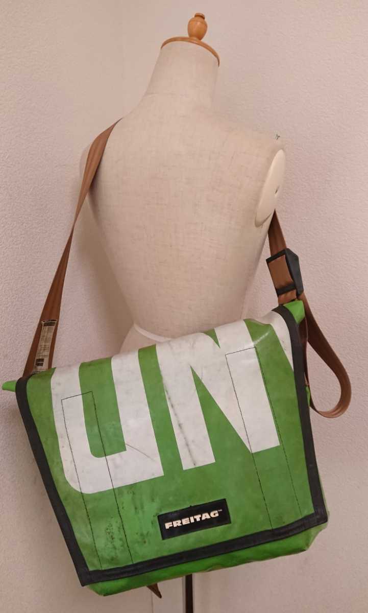 【限定値下げ】FREITAG ショルダーバッグ 約25×30センチ【貴重商品！】 FREITAG ショルダーバッグ 約25×30センチ【貴重商品！】格安