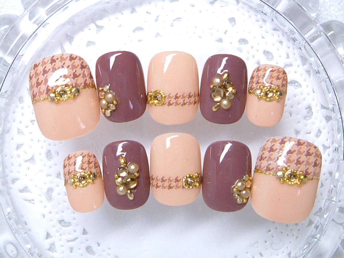 新品 Y即決 ベリーショート ブラウン 千鳥格子 ネイルチップ 252 の落札情報詳細 ヤフオク落札価格情報 オークフリー スマートフォン版