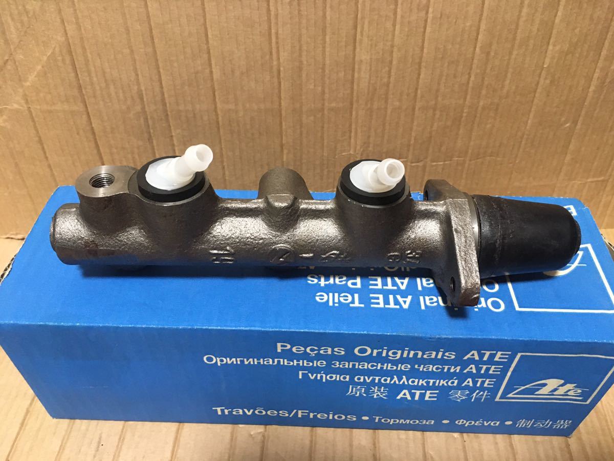 空冷 VW 67 バス タイプ2 タンデムマスターシリンダー ジャンク品 新品