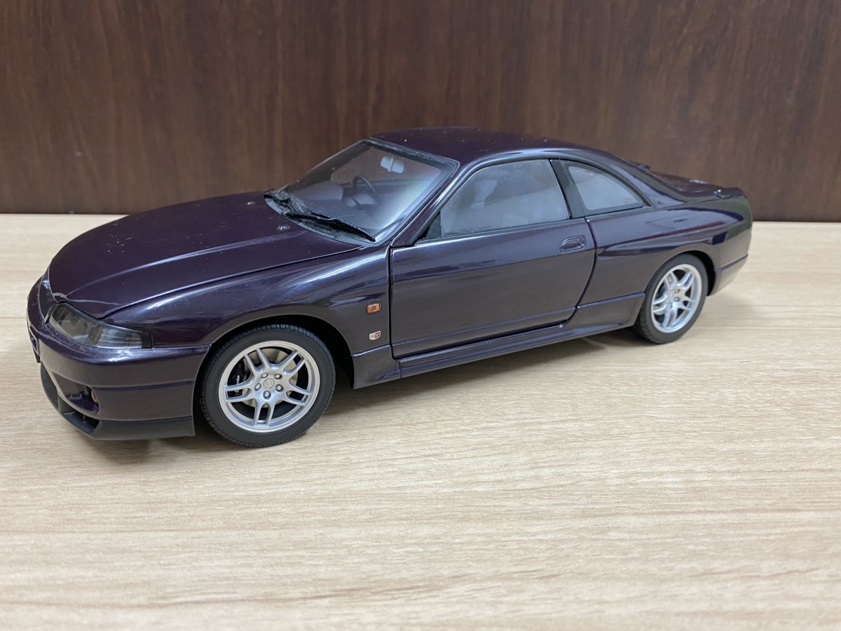 1477】 オートアート スカイラインGTR 1/18 NISSAN SKYLINE GT-R V
