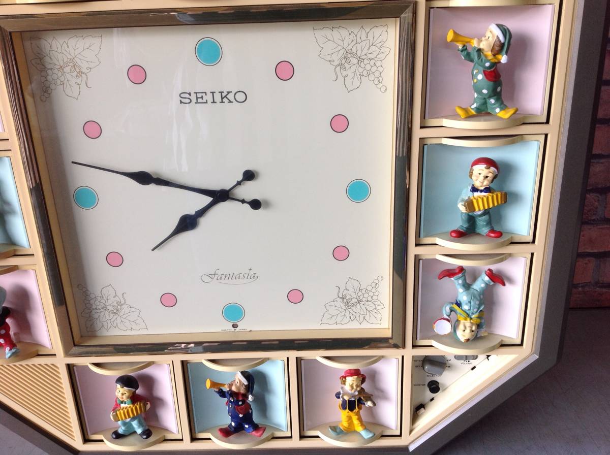 ジャンク品 SEIKO ファンタジア 大型壁掛けからくり時計 の落札