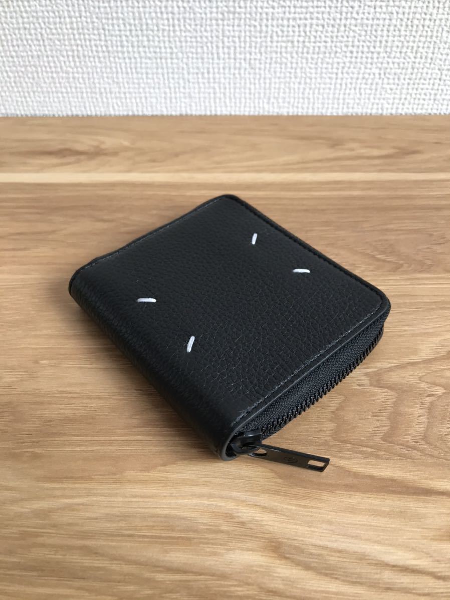 メゾンマルジェラ / ラウンドジップウォレット / ブラック メゾンマルジェラ 4ステッチ レザー ラウンドジップウォレット