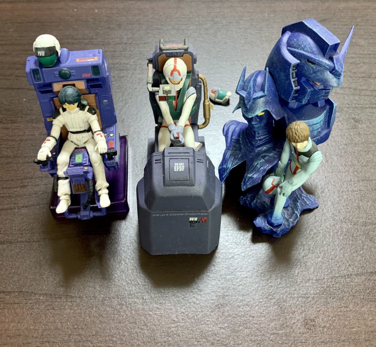 ガシャポン サンライズイマジネイション アムロ カミーユ コクピット 機動戦士ガンダム ゼータ Zガンダム の落札情報詳細 ヤフオク落札価格情報 オークフリー スマートフォン版