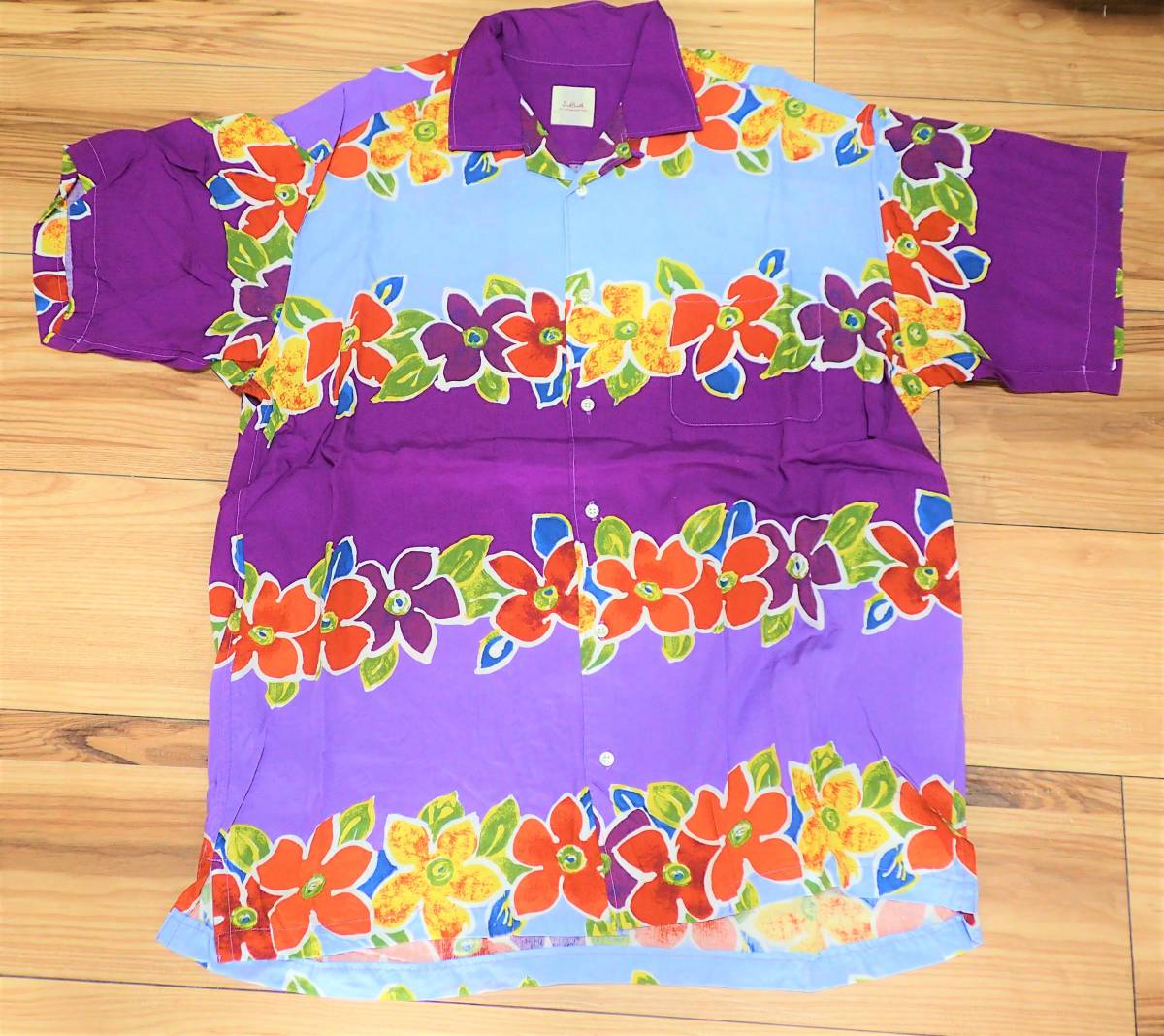 ロートレアモン メンズ アロハシャツ フリーサイズ レーヨン素材 ハワイアン 花柄 の落札情報詳細 ヤフオク落札価格情報 オークフリー スマートフォン版