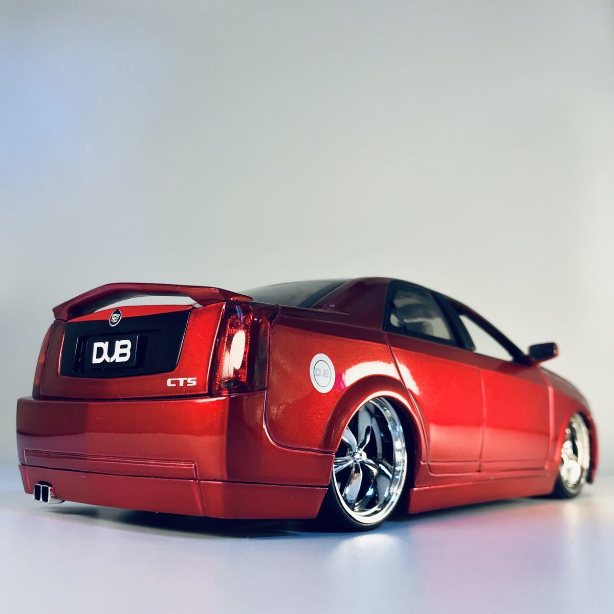 ルース美品 JADATOYS 1/24 キャデラック CTS '2002 ローライダー