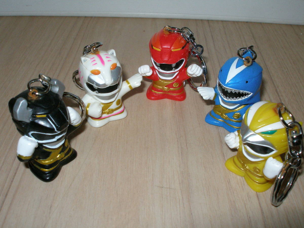 百獣戦隊ガオレンジャー ブラックver 3体セット　ジャンク　希少品　ビンテージ 百獣戦隊ガオレンジャー ブラックver 3体セット ジャンク 希少品